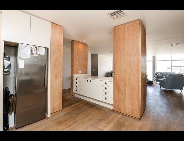 3 BEDROOM APARTMENT FOR SALE IN MORNINGSIDE